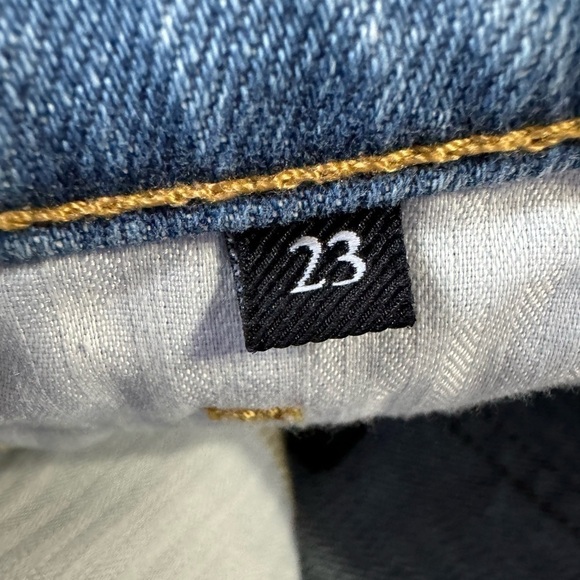 7 For All Mankind Monroe High Rise Cut Off Distressed Denim Blue Jean Shorts 23 - Picture 4 of 9